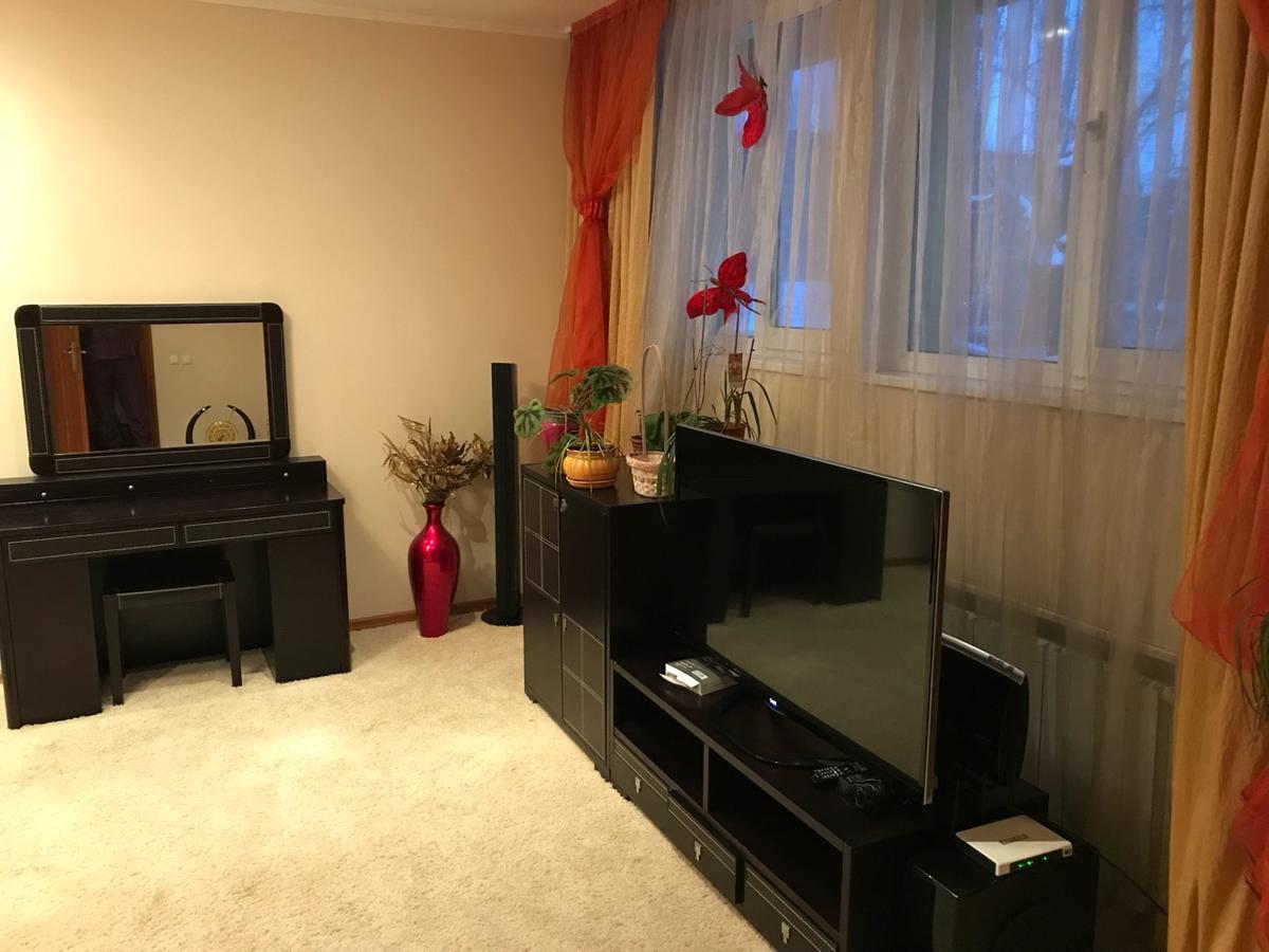 Apartment On Nebesnoi Sotni ชึโตเมอร์ ภายนอก รูปภาพ